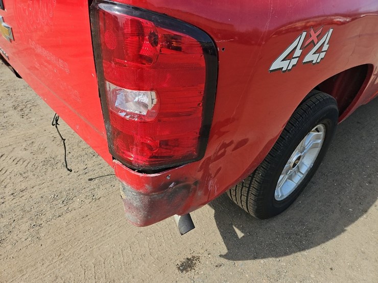 2010-chevrolet-silverado-1500-image-15