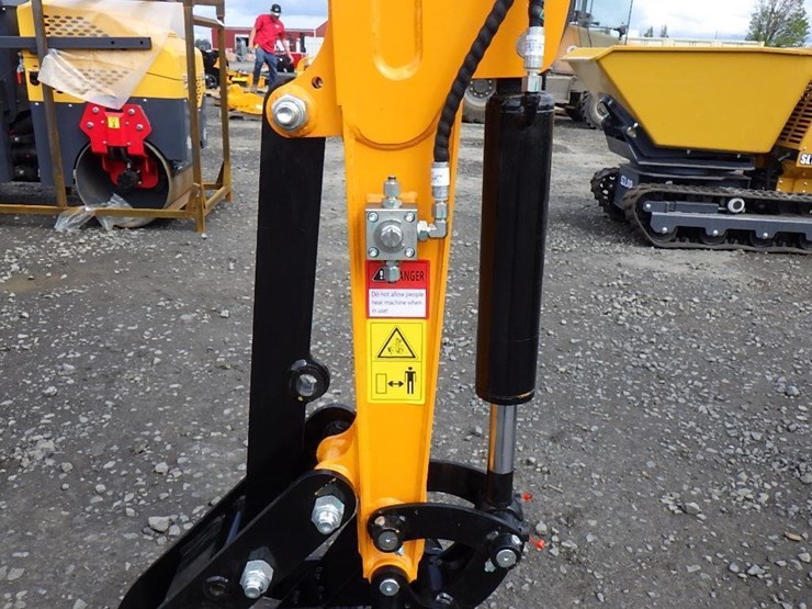 2026-vicsec-20-hydraulic-excavator-image-13