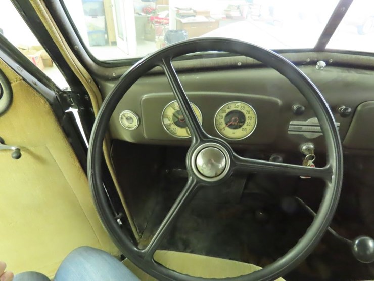 1936-chevrolet-2dr-town-sedan-image-20