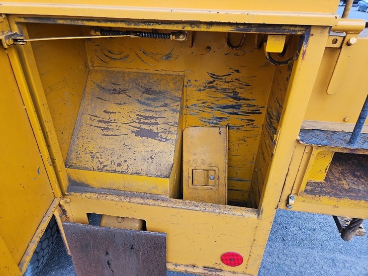 1987-ford-f800-image-21