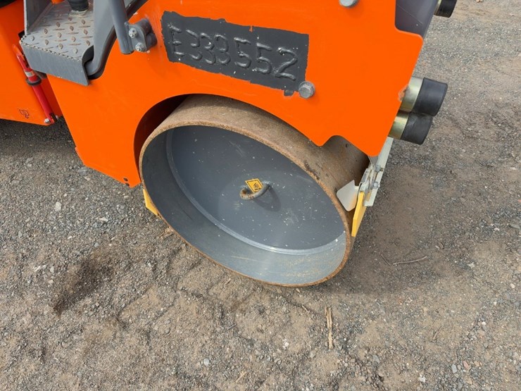 2021-hamm-hd8vv-image-10