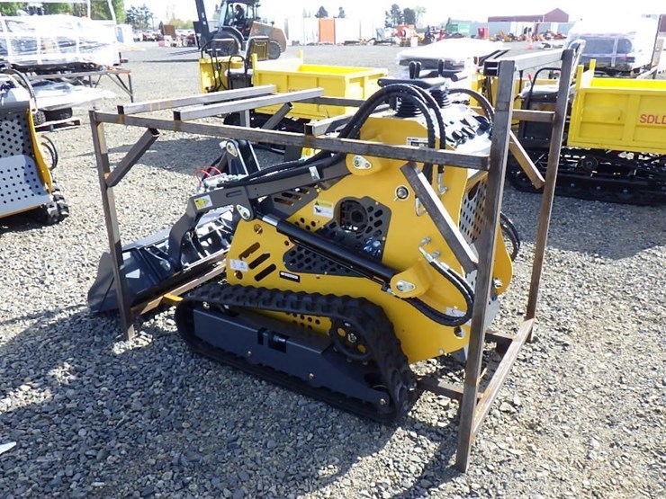 2026-sdlanch-ssl60-skid-steer-tracked-loader-image-2