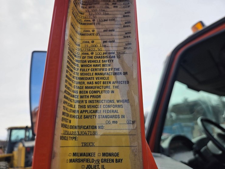 2002-international-7300-image-78