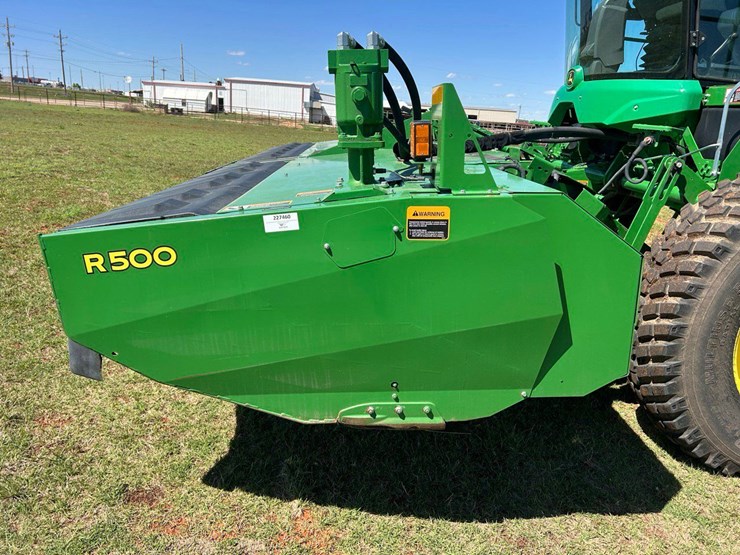 2022-john-deere-w235m-image-16