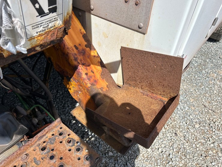 2010-international-4400-sba-image-30