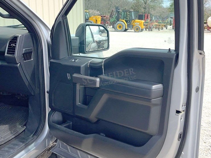 2020-ford-f150-image-49