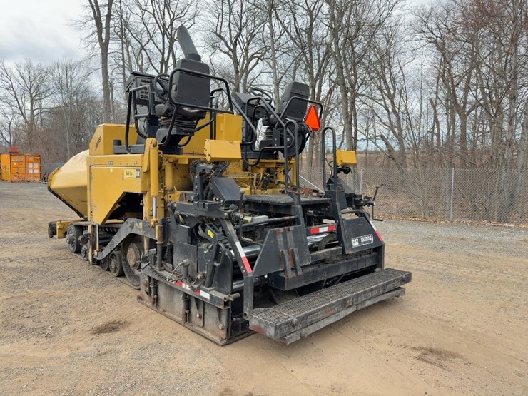 2010-caterpillar-ap-555e-image-3