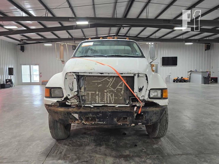 2000-ford-f650-sd-image-7