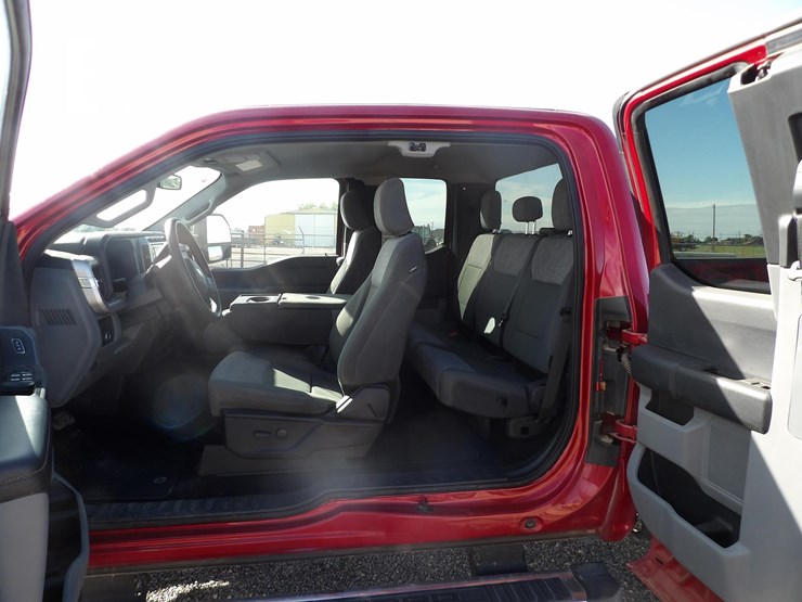 2023-ford-f250-image-16