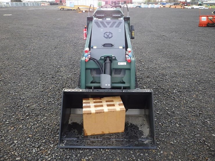 2026-stag-tl450-skid-steer-tracked-loader-image-2