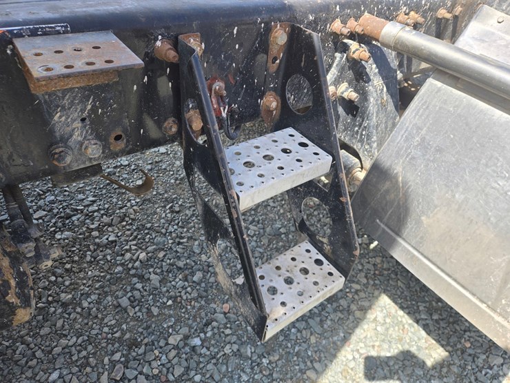 2007-massey-ferguson-8-image-41