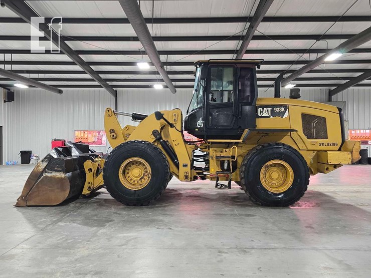 2014-caterpillar-938k-image-5