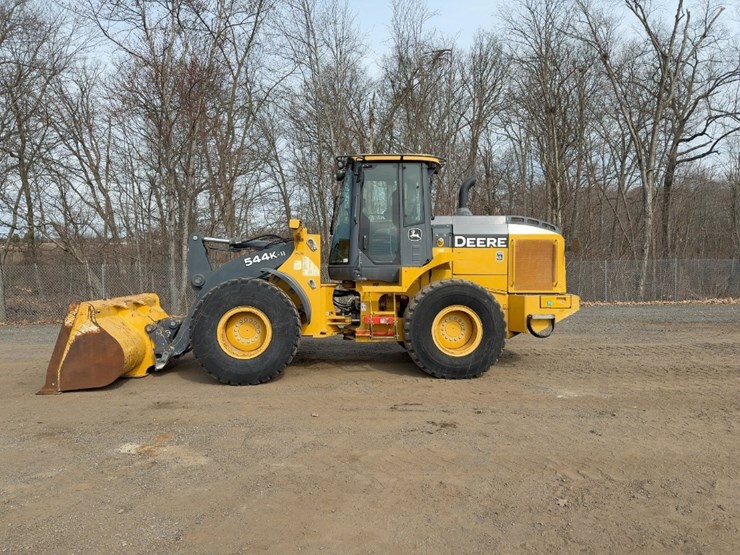 2018-deere-544k-image-2