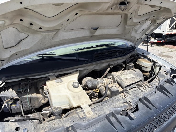 2007-chevrolet-express-2500-image-8