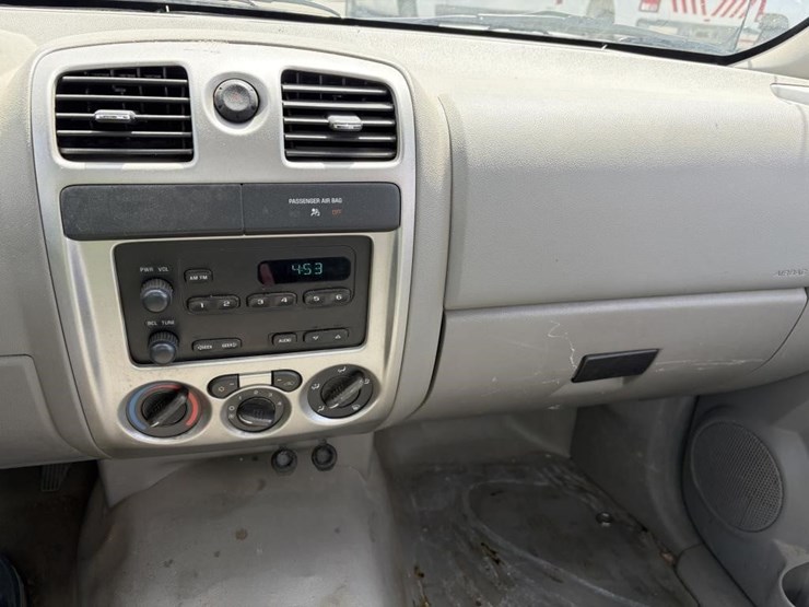 2007-chevrolet-colorado-image-16