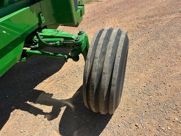 1996-john-deere-8300-image-16