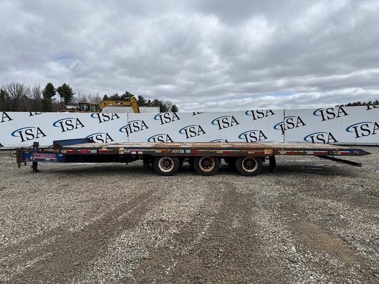 2018-massey-ferguson-8-image-2