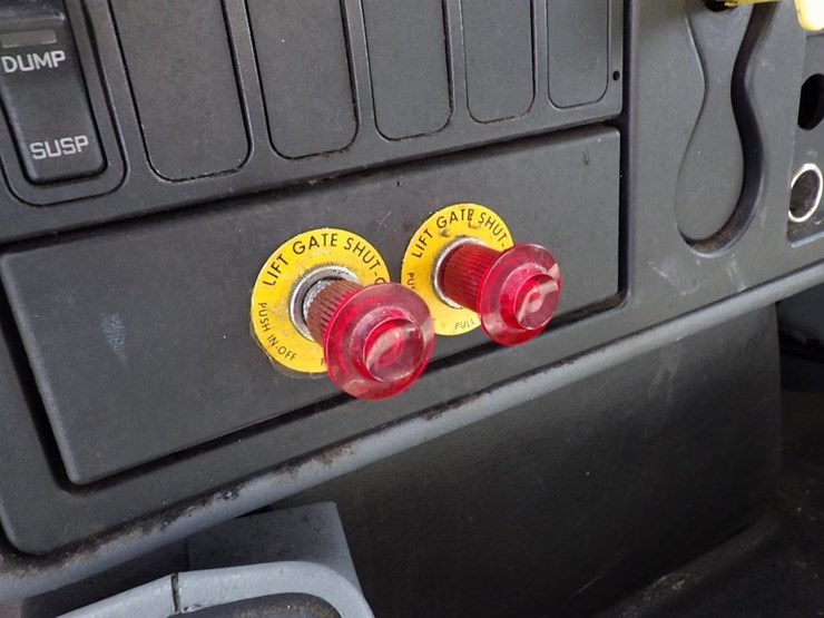 2006-international-4300-sba-image-39