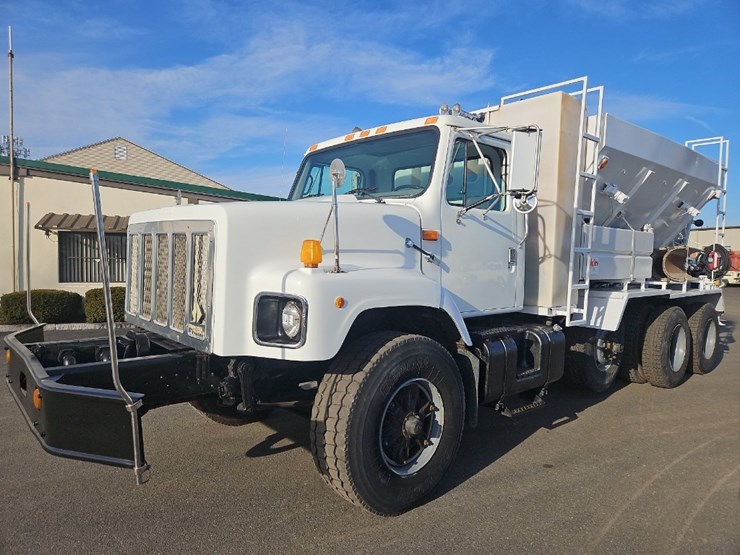 1997-international-2674-image-1