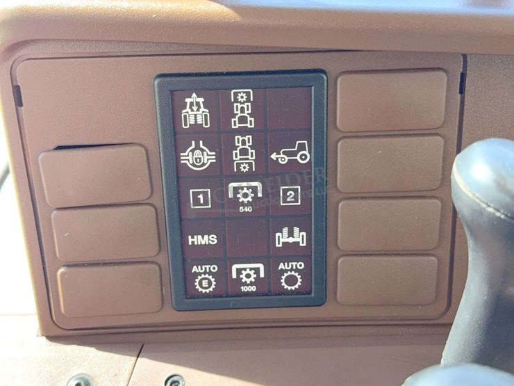 2004-john-deere-7320-image-86