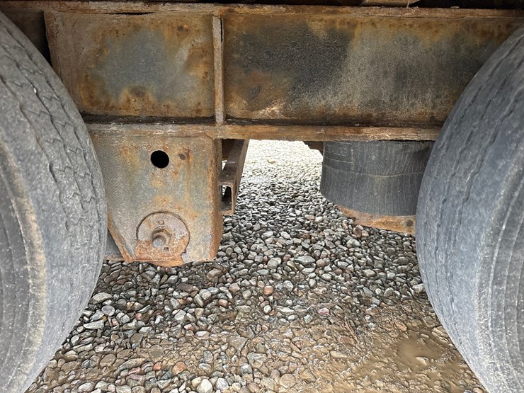 2018-massey-ferguson-8-image-18