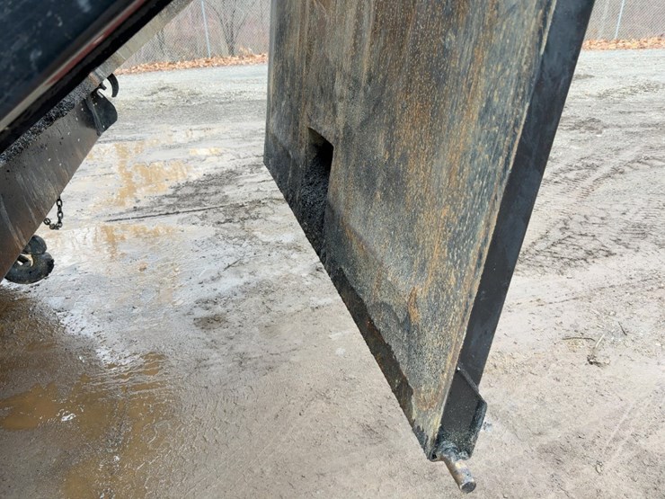 2005-kenworth-t300-image-23