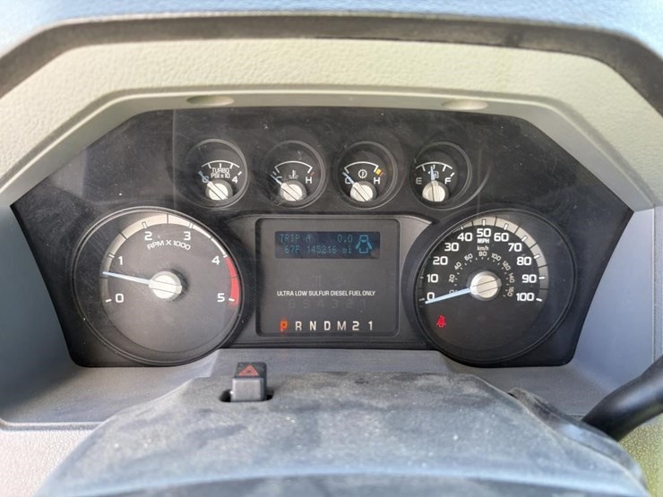 2012-ford-f550-image-14