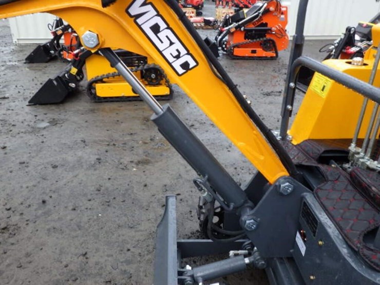 2026-vicsec-15-hydraulic-excavator-image-8