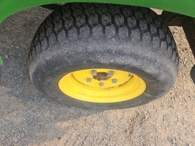 john-deere-progator-2030-image-11