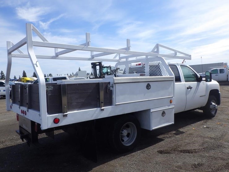 2008-chevrolet-3500hd-image-3