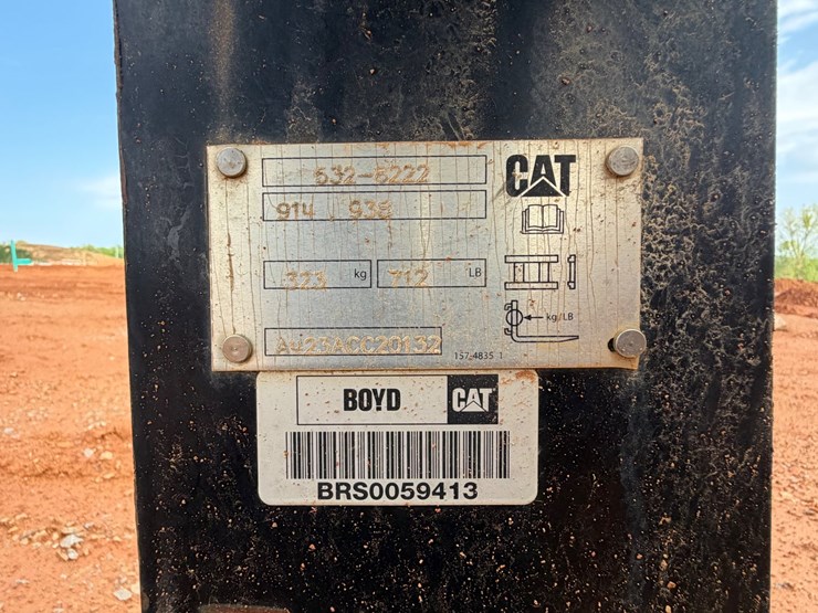 2016-caterpillar-926m-image-34