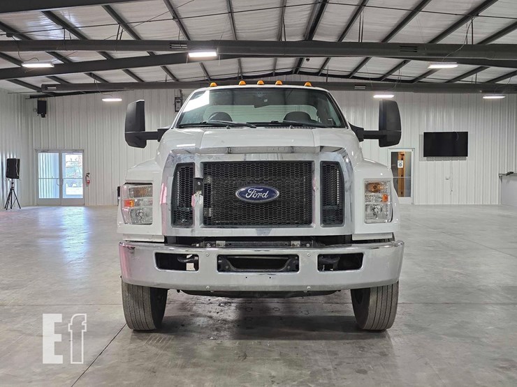 2019-ford-f750-sd-image-7