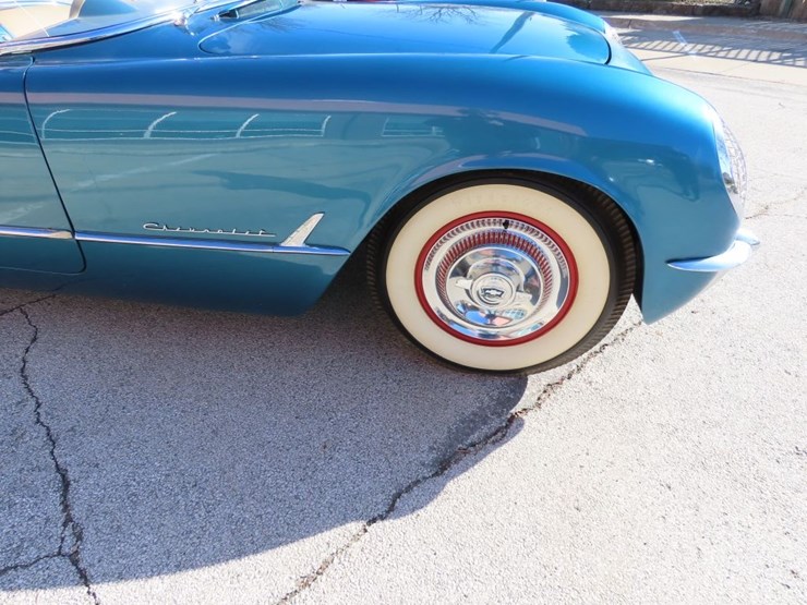 rare-1954-chevrolet-corvette-image-4