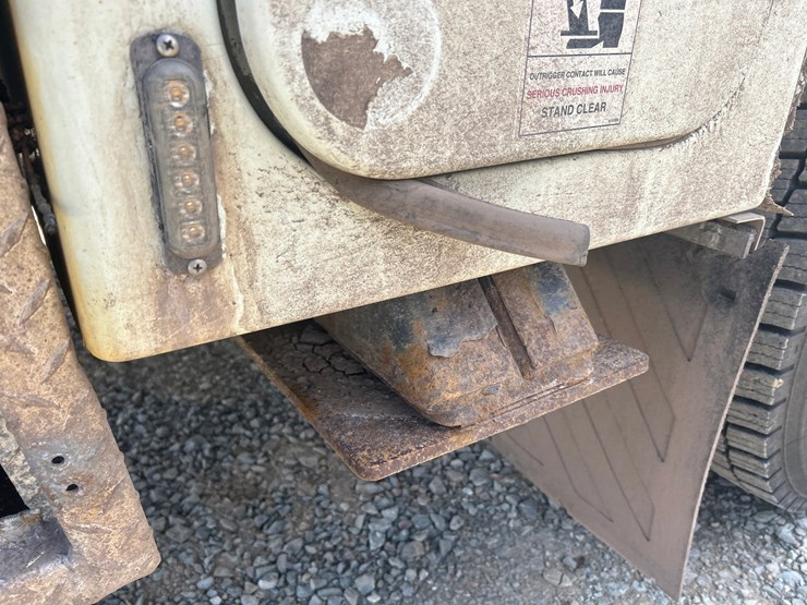 2014-international-4400-sba-image-24