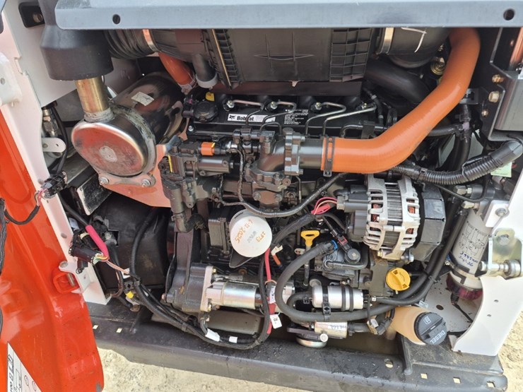 2024-bobcat-s450-image-11
