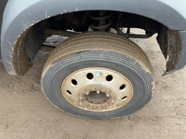 2015-dodge-ram-4500hd-image-8