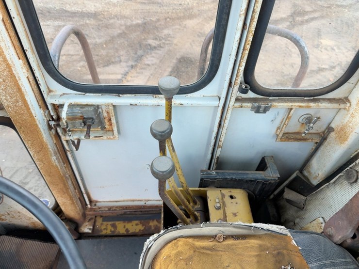 1979-trojan-1700-image-23