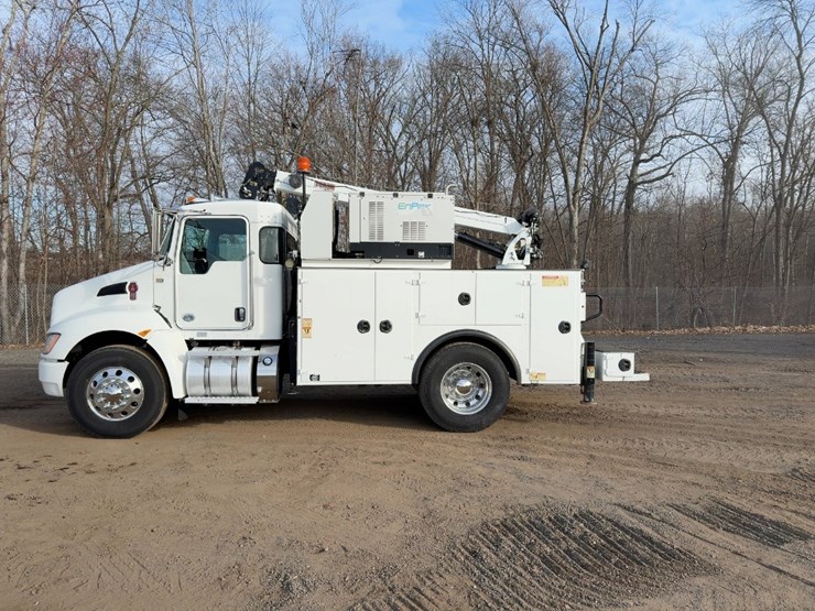 2017-kenworth-t270-image-2