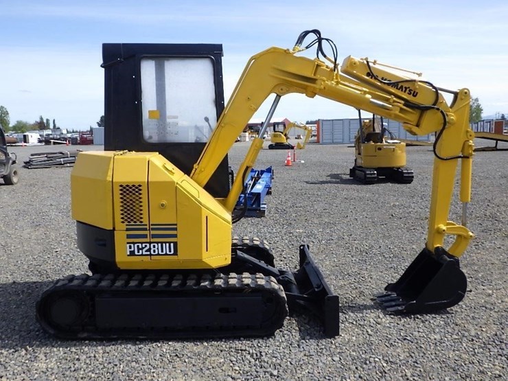 komatsu-pc28uu-image-3