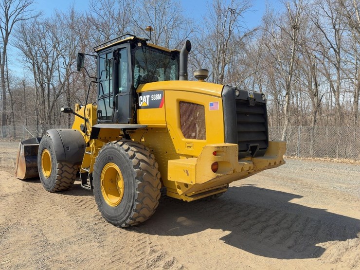 2016-caterpillar-938m-image-3