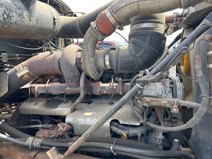 1999-mack-cl713-image-105