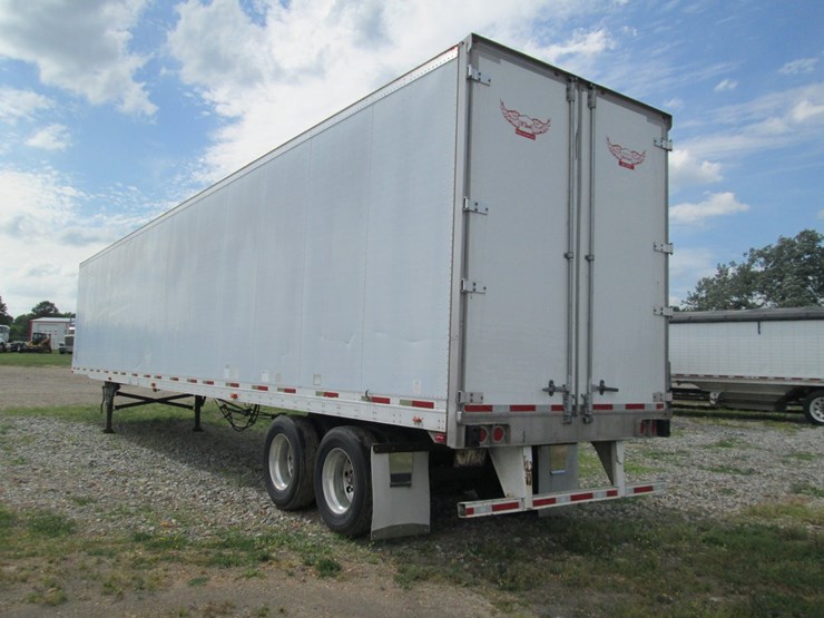 2007-utility-4000dx-image-4