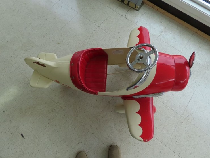 pedal-airplane-image-2