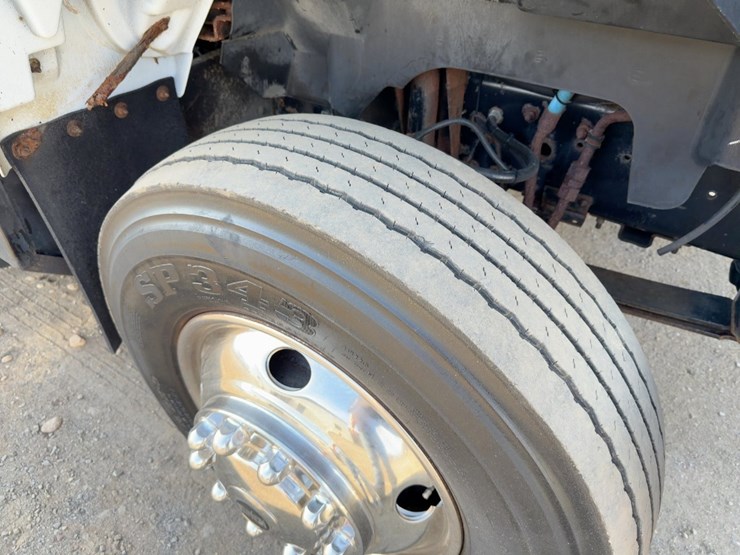 2001-caterpillar-3126-image-13