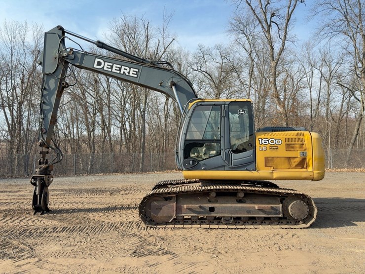 2008-deere-160d-lc-image-2