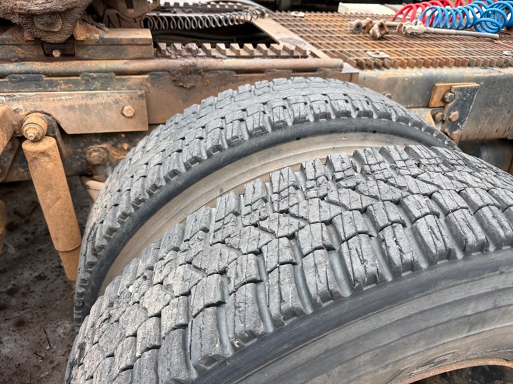 1999-western-star-5864ss-image-69