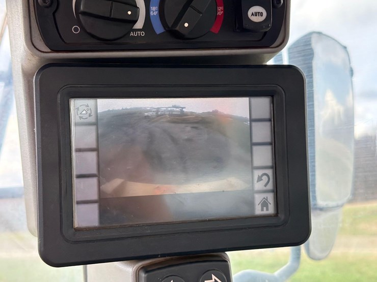 2021-caterpillar-966m-image-25