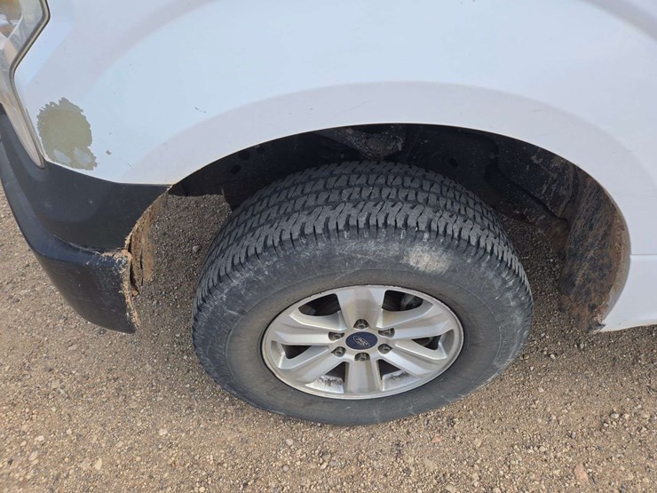 2017-ford-f150-xl-image-6