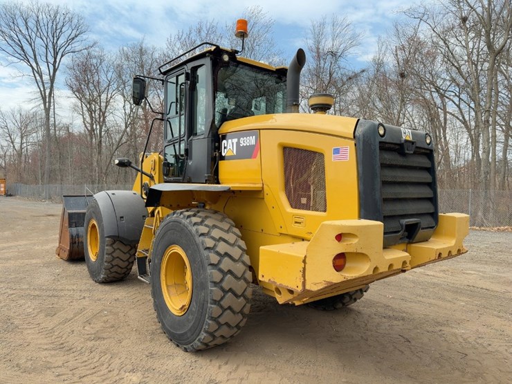 2016-caterpillar-938m-image-3