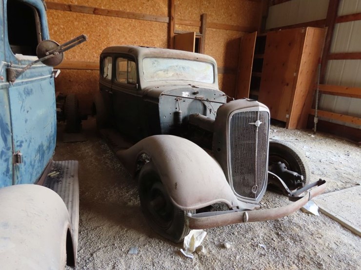 1934-chevrolet-4dr-sedan-image-3